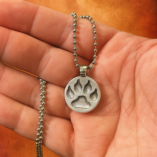 Edelstahl Pfotenanhänger mit Gravur -  Personalisiertes Schmuckstück