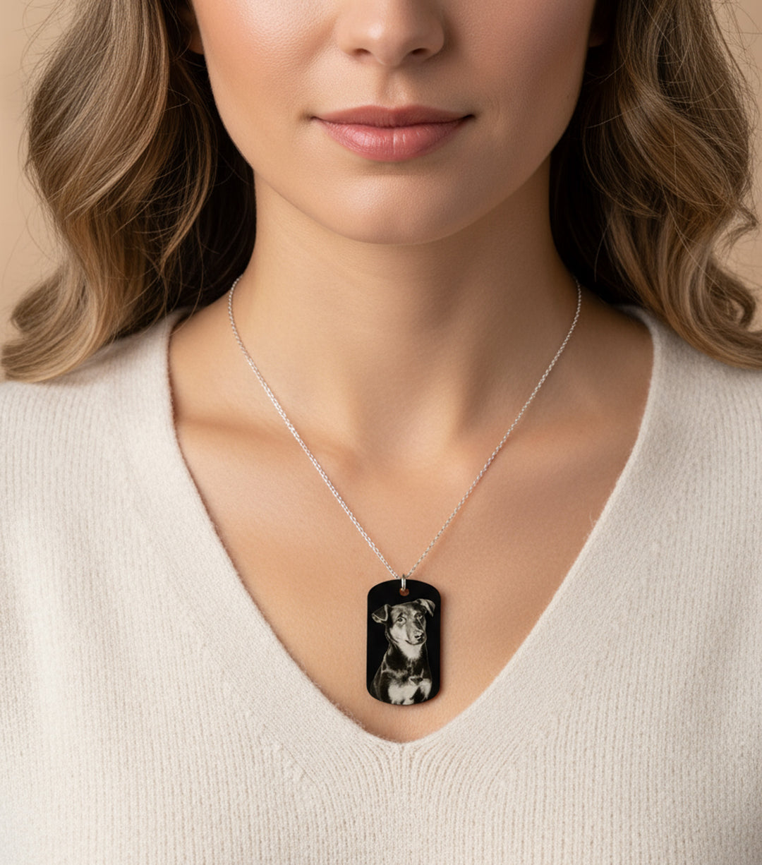 Anhänger mit Fotogravur personalisiert | DogTag aus Aluminium | Schlüsselanhänger oder Kette | Rückseite mit Text oder Bild