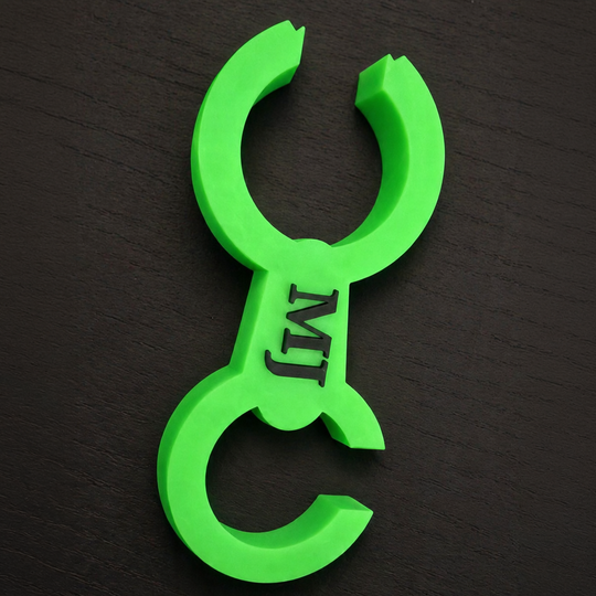 Fluoreszierender Maskenhaken für das HLF, praktisch, sichtbar und personalisierbar