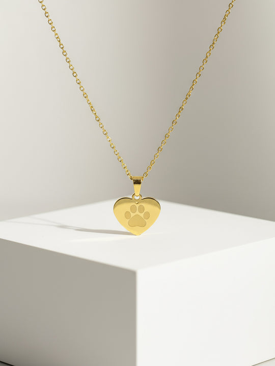 Goldfarbene Herzkette mit Gravur - personalisiert mit Name Datum oder Symbol