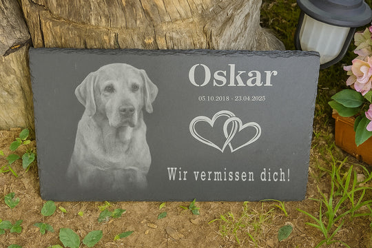 Gedenktafel aus Schiefer mit Gravur - Personalisiertes Grabmal Hund und Katze, wetterfeste Trauerplatte mit Foto & Text für Haustiere