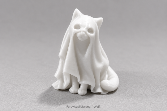 Digitale Farbvisualisierung der sitzenden Geisterkatze in Weiß, mit spitzen Ohren, Gesicht im Laken, zwei Vorderpfoten und seitlich eingerolltem Schwanz. Weiß ohne Leuchteffekt.