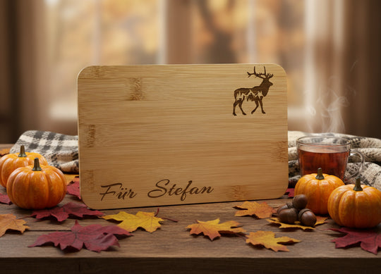 Personalisiertes Frühstücksbrett mit Gravur aus Buche oder Bambus