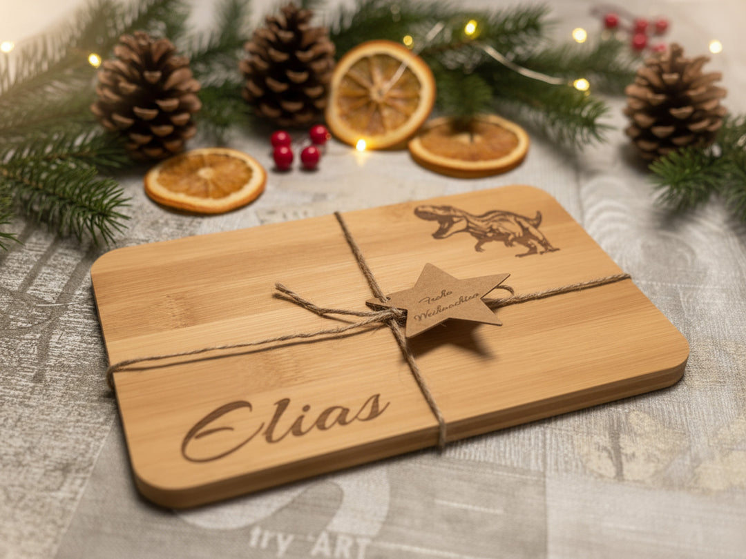 Personalisiertes Frühstücksbrett mit Gravur aus Buche oder Bambus