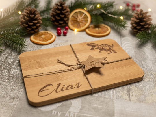 Personalisiertes Frühstücksbrett mit Gravur aus Buche oder Bambus